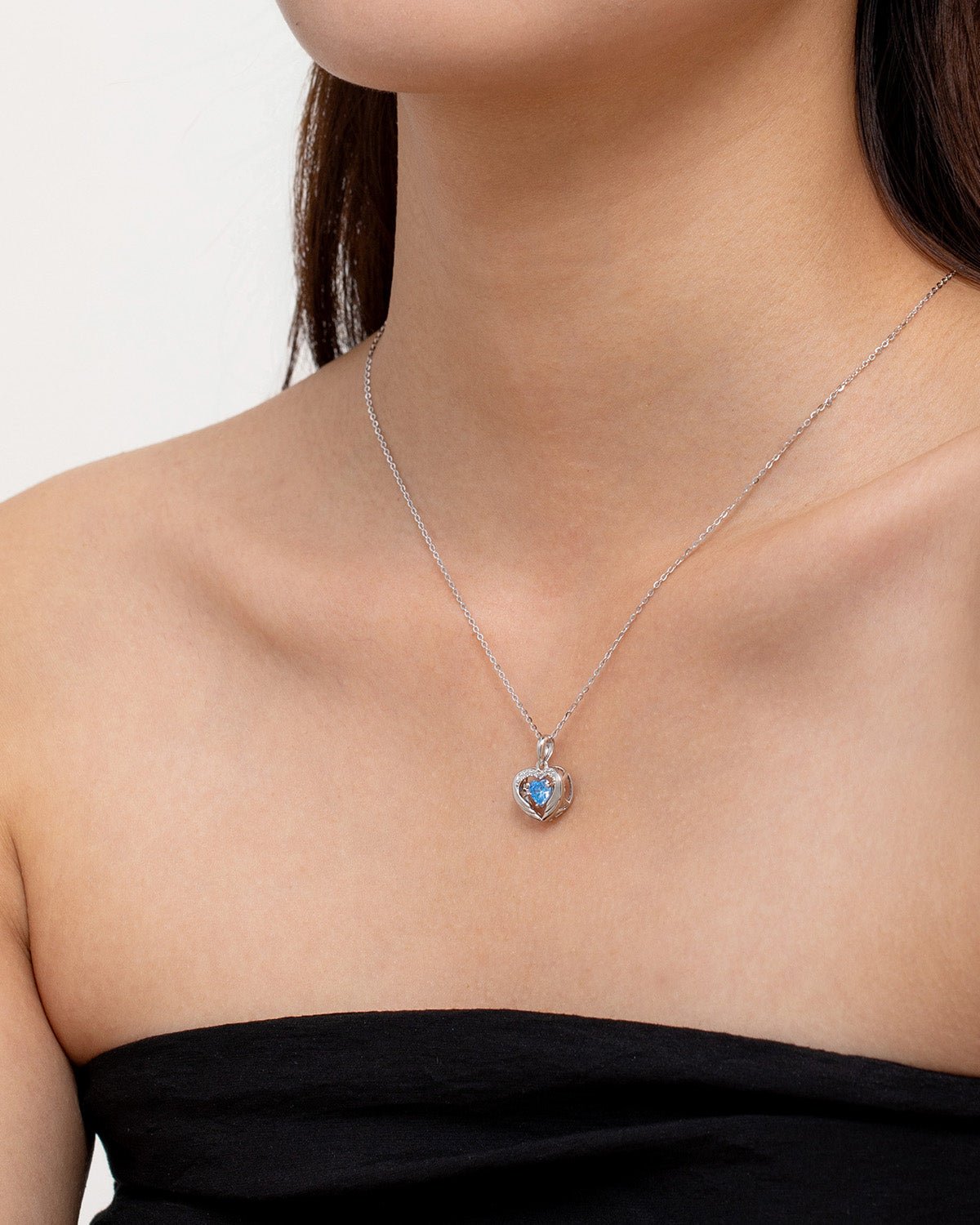 Dancing Heart Pendant Necklace