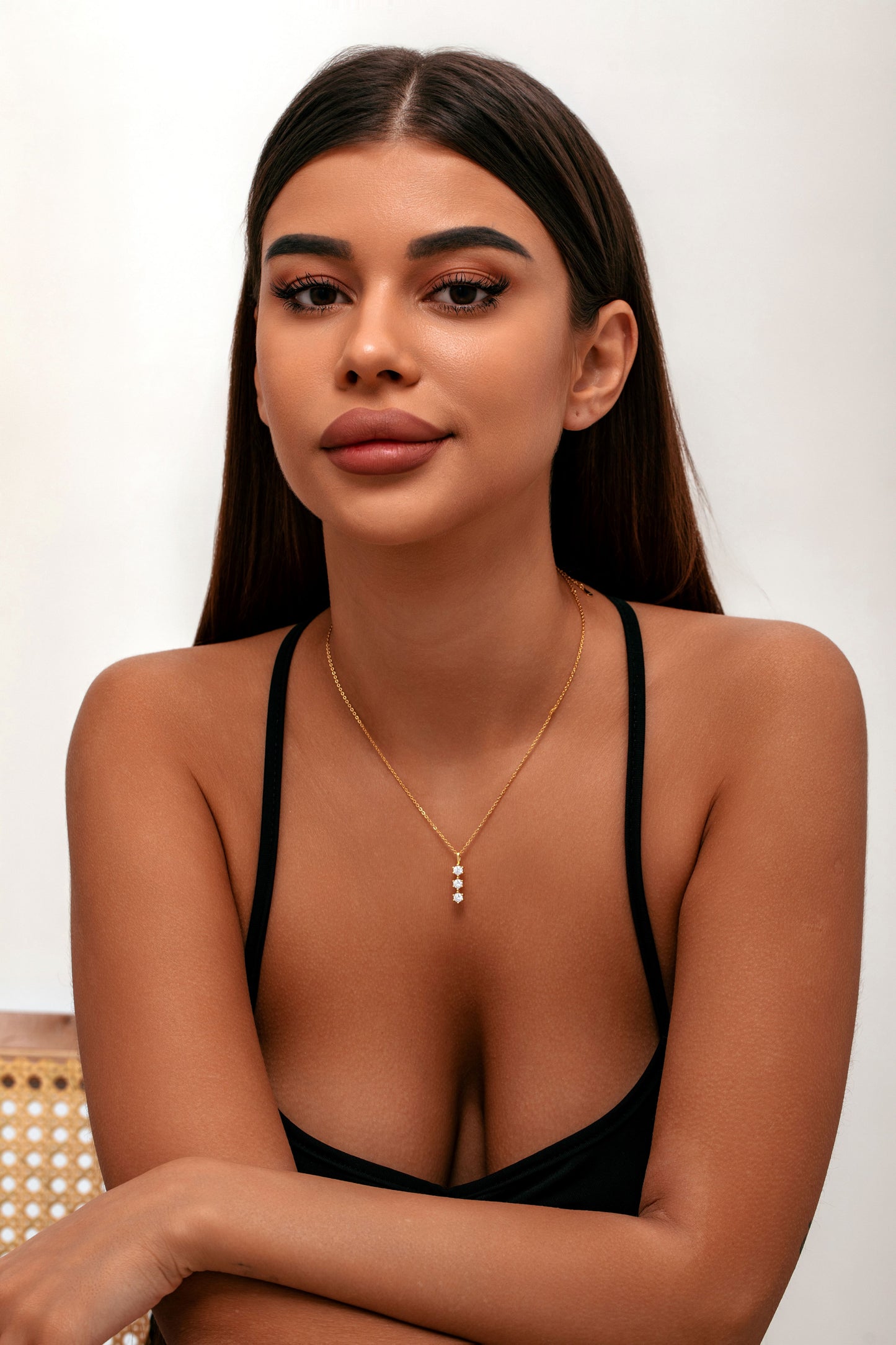 Minimalist 3-Stone Zircon Pendant Necklace