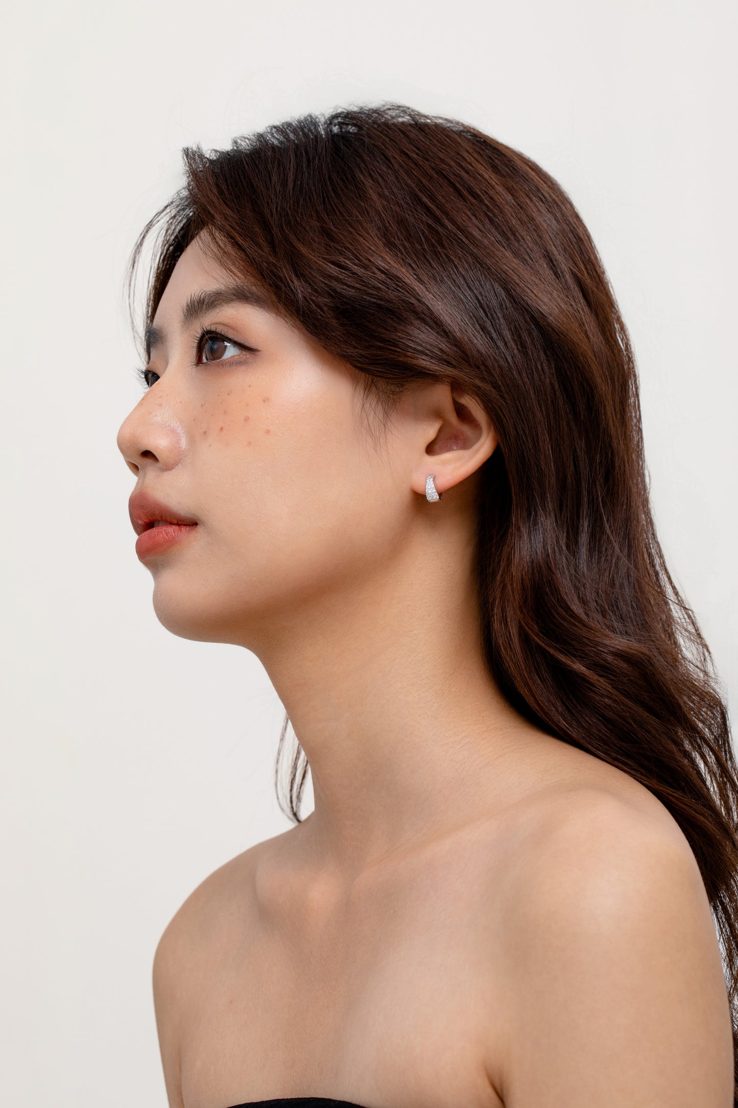 Minimal Zirconia Huggie Earrings